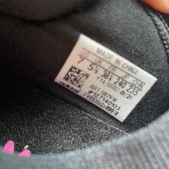 Women’s adidas ultraboost 5.0 DNA Running black-white-blue - Picture 9 of 11